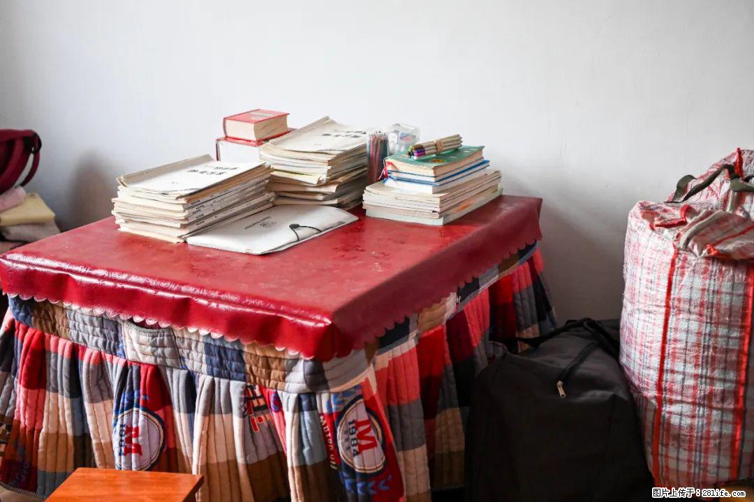 全网追的“扁担女孩”，找了一份暑假工，时薪12元 - 大庆生活资讯 - 大庆28生活网 dq.28life.com